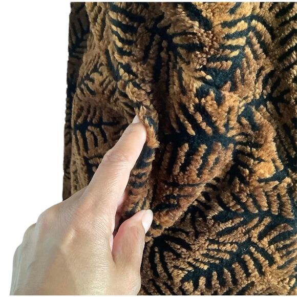 Coldwater Creek Vintage Brown & Black Fern Printed Fleece Vest Small - Picture 7 of 8